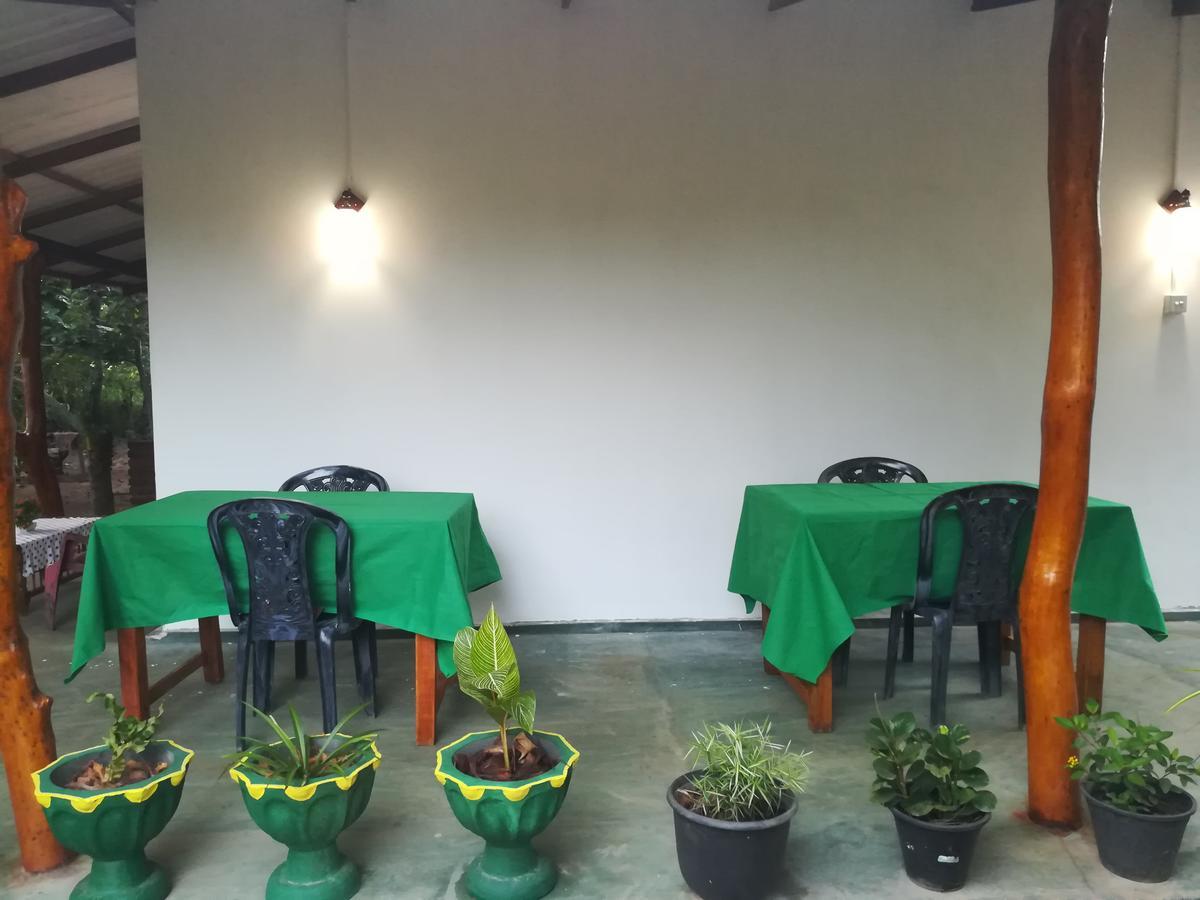Amaya River Side Homestay 시기리야 외부 사진