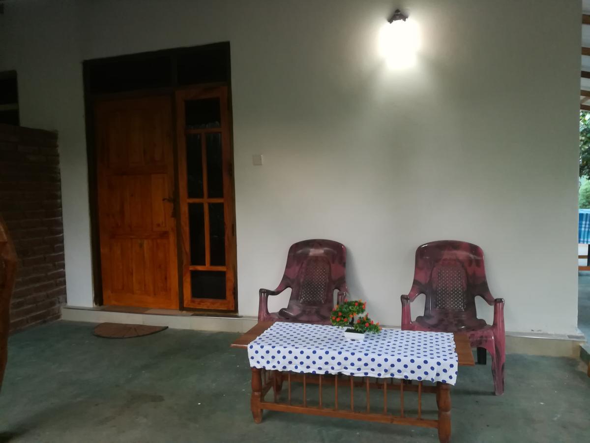 Amaya River Side Homestay 시기리야 외부 사진