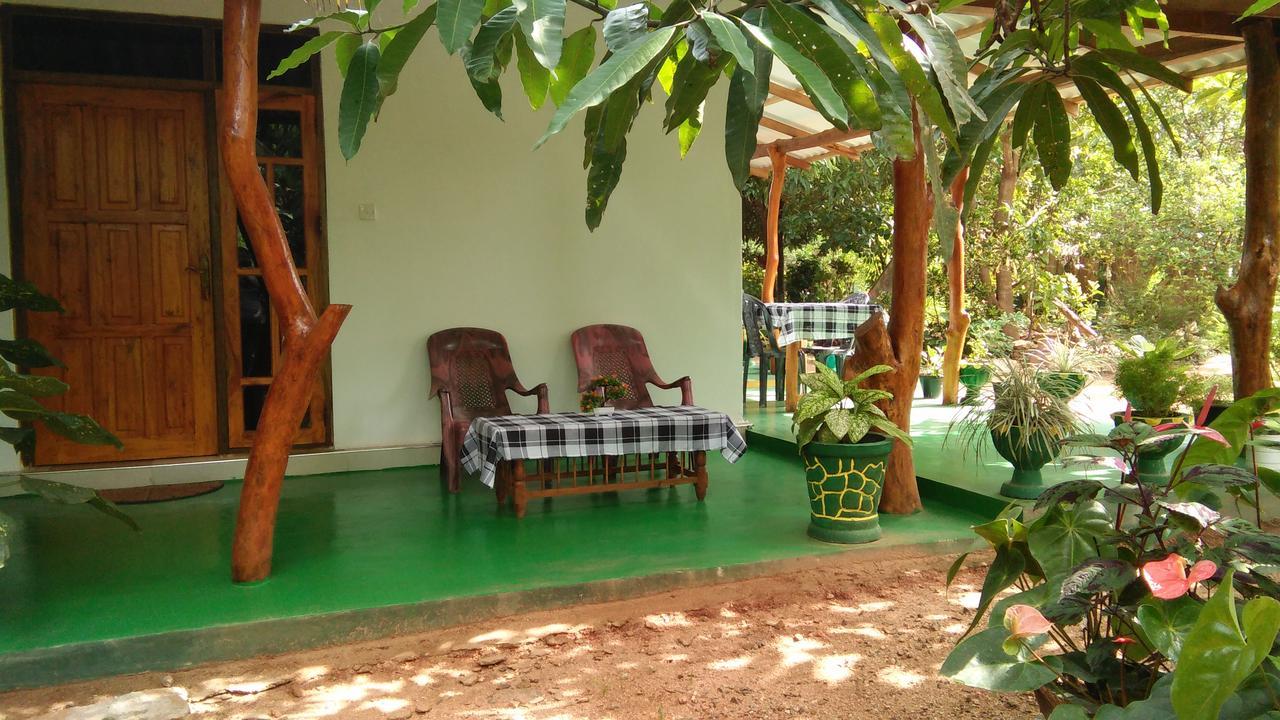 Amaya River Side Homestay 시기리야 외부 사진